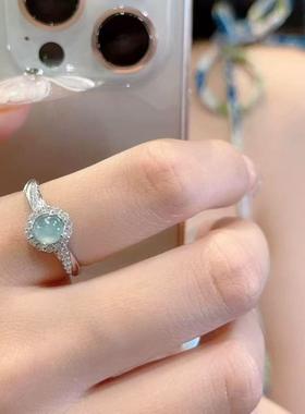 橄榄绿色锆石水晶戒指女2025新款开口指戒设计小众指环轻奢高级感