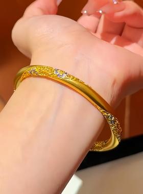 青花瓷繁花似锦沙金手镯女款轻奢小众高级感黄金色手环宫廷风首饰