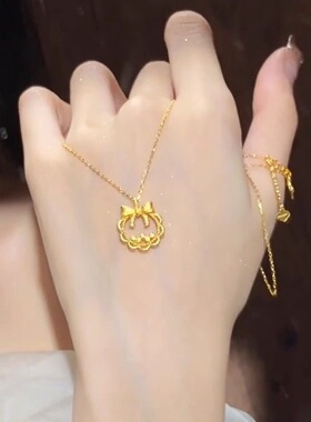 金色蝴蝶结圣诞花环项链女ins不掉色轻奢高级感锁骨链送女友礼物