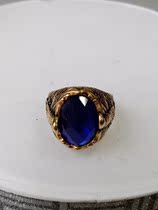 The Sapphire Eagle K Gold Ring which is rarely seen in dance and tangles