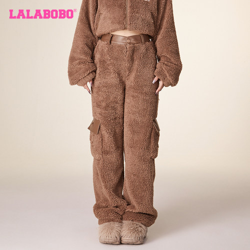 LALABOBO2023冬季新款潮可爱芥末熊口袋毛绒休闲裤女|LBCD-WXZC16 - 图0
