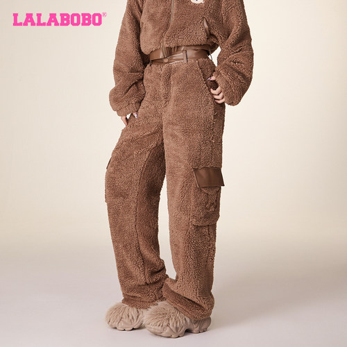 LALABOBO2023冬季新款潮可爱芥末熊口袋毛绒休闲裤女|LBCD-WXZC16 - 图2