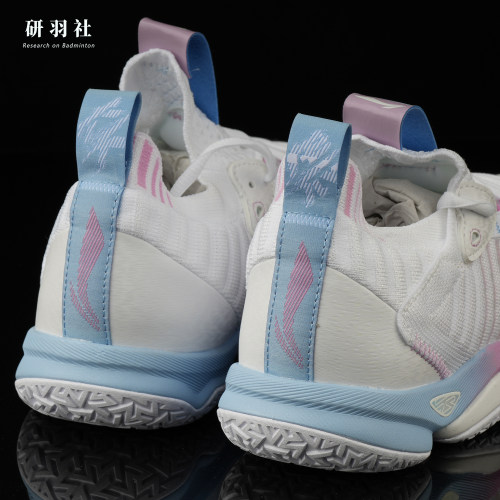 LINING李宁 突袭4羽毛球鞋棉花糖AYAR01新款专业保突袭IV羽毛球鞋 - 图2