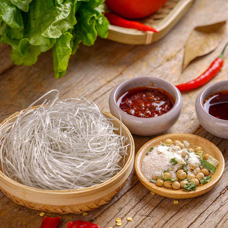 阿宽白家陈记桶装肥肠味粉非油炸方便粉丝速食
