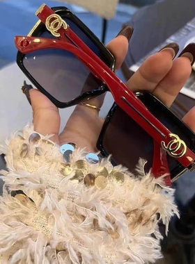 芸菲汇轻奢墨镜女专柜品质经典方框太阳镜防紫外线偏光镜时尚眼a1