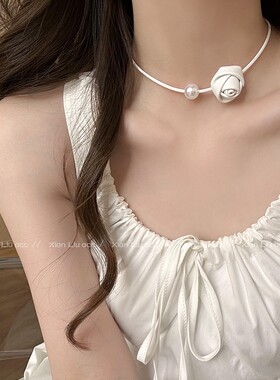 玫瑰花珍珠颈链choker小众设计高级感项链女2025新款爆款项圈配饰