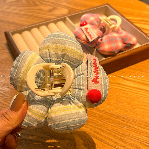 日韩高级感立体花朵抓夹女2025新款可爱气质后脑勺半扎发夹鲨鱼夹 - 图3