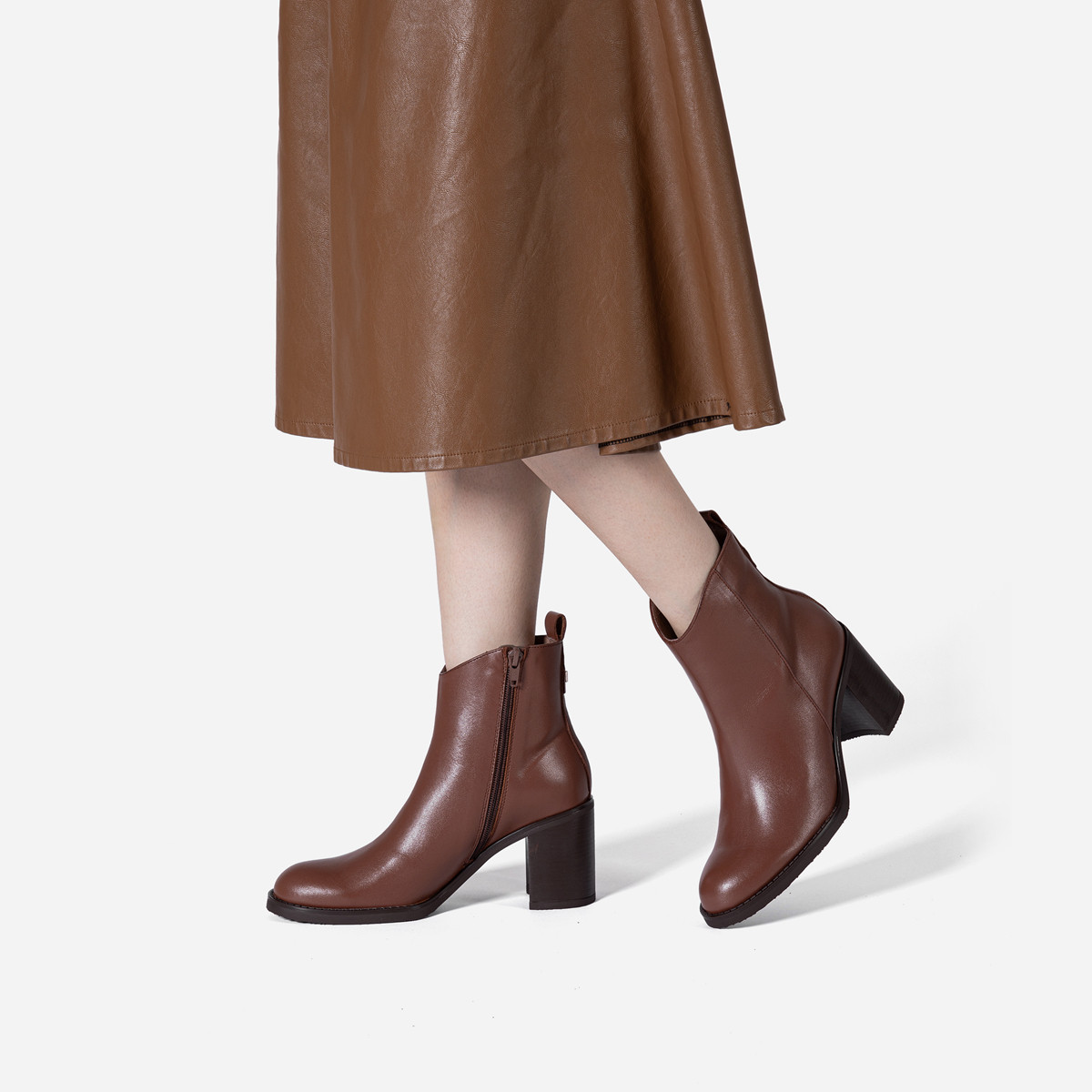 WONDERS西班牙原产进口高跟粗跟短筒商务通勤欧美风格时尚女靴,淘宝优惠券,粉丝福利购,淘宝优惠卷