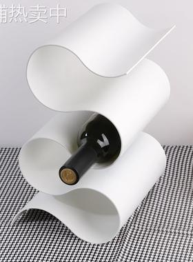 创意抽象S形红酒架金属摆件黑色北欧ins清新家居装饰摆件酒架摆件