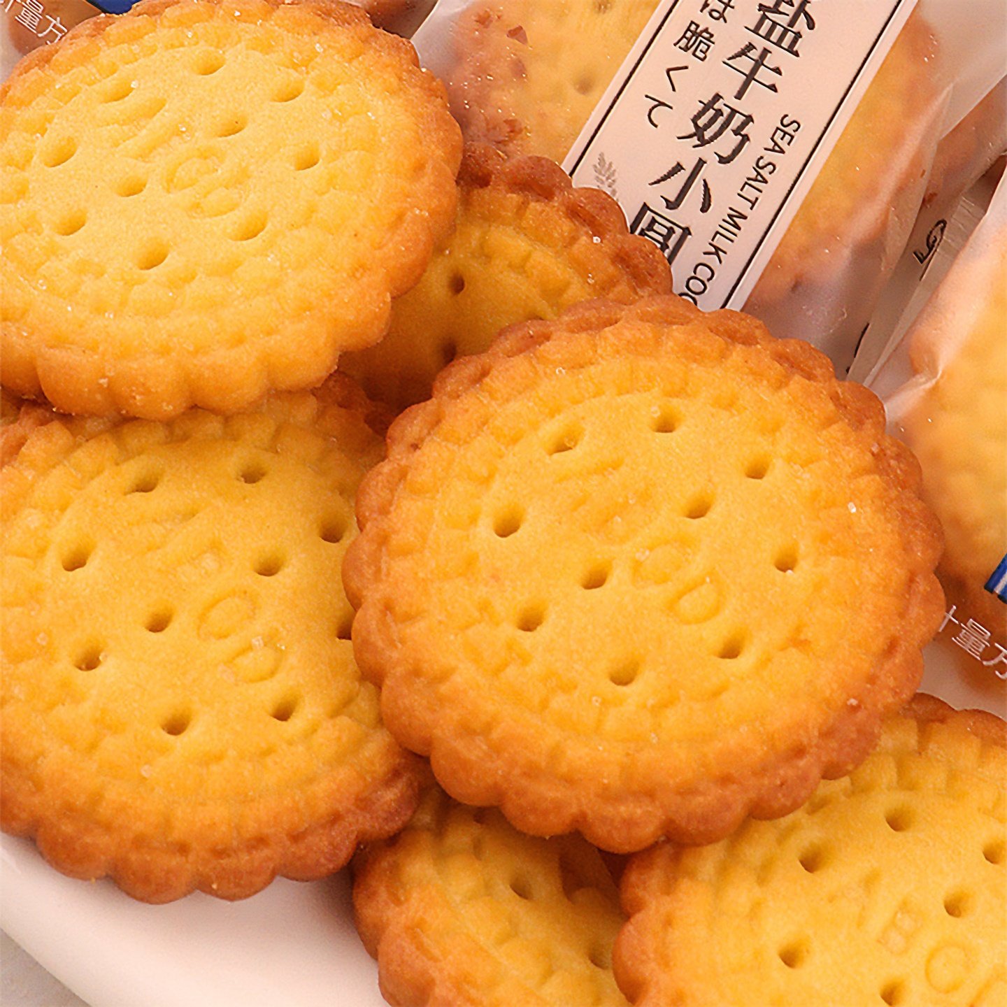 薄脆日式海盐小圆饼干单独小包装儿童休闲办公室小零食品整箱,淘宝优惠券,粉丝福利购,淘宝优惠卷