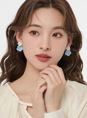 「蓝白花町」气质甜美花朵耳环轻奢小众高级感独特耳夹无耳洞耳饰