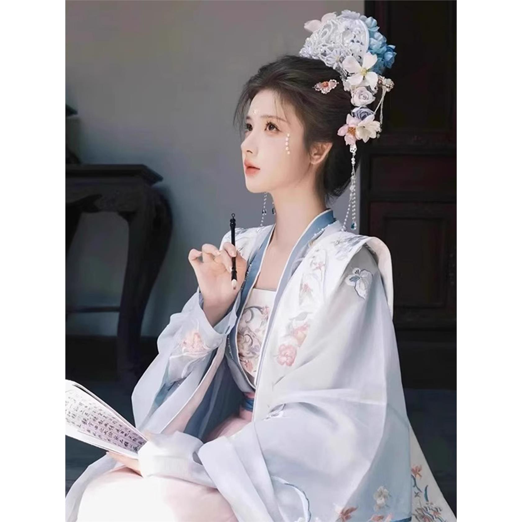 Original Song Dynasty Beautiful Hanfu for Women 2026
