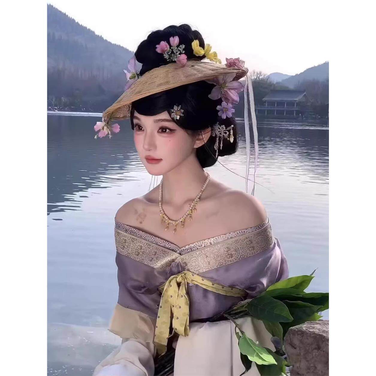 Sui Dynasty Hanfu women's half-sleeved skirt covering the knees