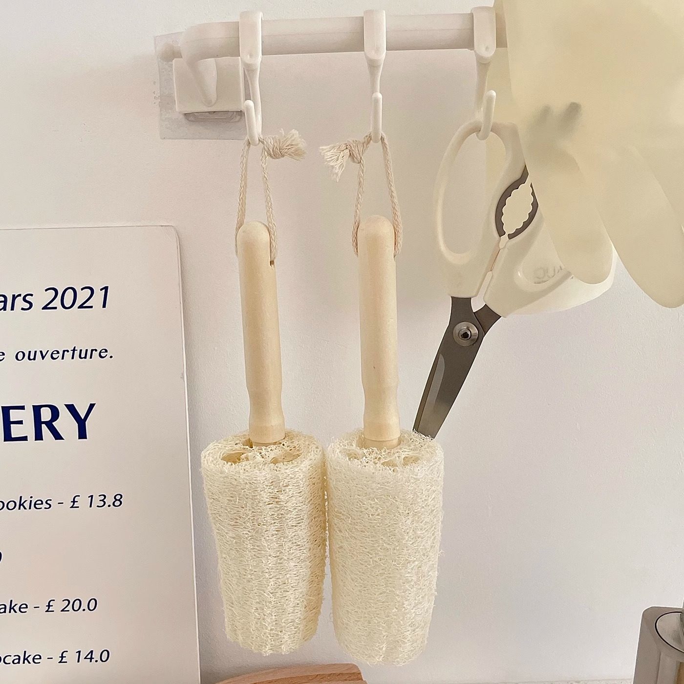 实木柄丝瓜络洗杯刷挂式长柄杯刷家用不沾油洗锅刷复古带柄洗碗刷,淘宝优惠券,粉丝福利购,淘宝优惠卷