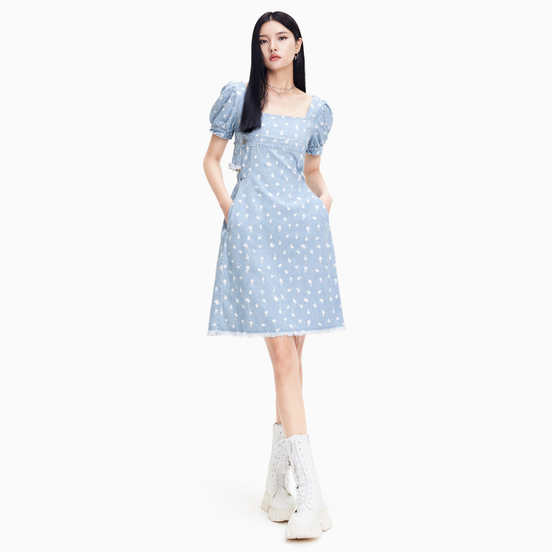 a21牛仔2022春夏新款短款连衣裙 a21女装连衣裙