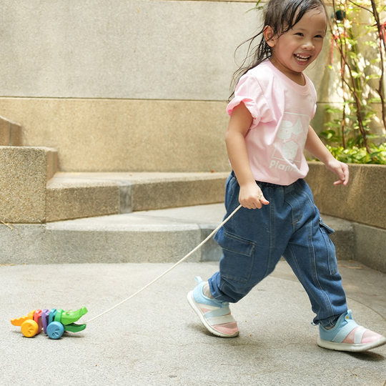 Official Toy PLANTOYS Drag Toddler