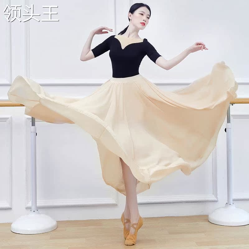  麦依街民族服装/舞台装