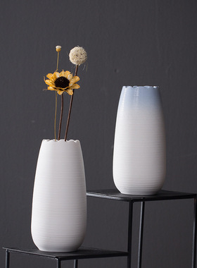 现代简约陶瓷插花花瓶创意拉丝复古黑白色干花器北欧家居装饰摆件