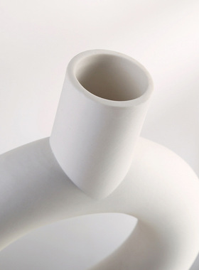 ins白色空心花瓶摆件干花花插客厅家居装饰陶瓷花器定制