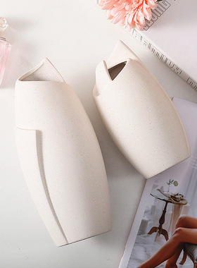 北欧ins风高颜值小花瓶简约白色陶瓷摆件客厅欧式花装饰品高级感