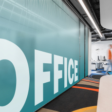 Наклейки на стекло 办公室静电uv彩色渐变透光不透明玻璃贴膜装饰贴纸可定制隔断磨砂