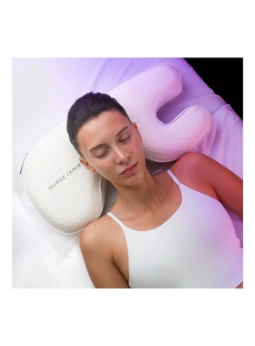 Nurse Jamie BEAUTY BEAR MEMORY FOAM 和服袖短上衣 revolve小众