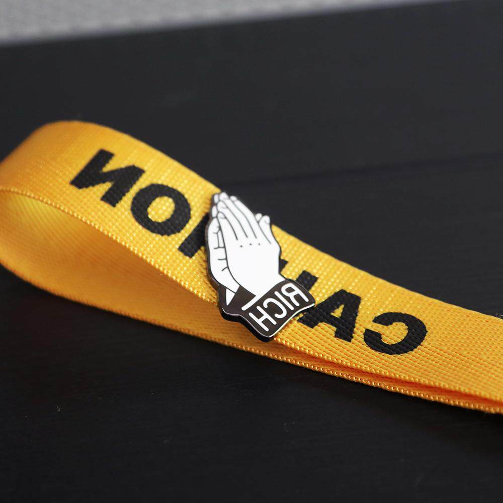 日本ltnc自制 美式复古祈祷之手胸针 双手合十 暴富之手潮pin百搭