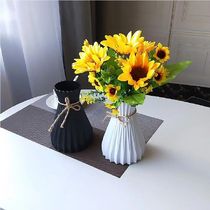 Plastic Vase Wear-Resistant Anti-Ceramic Vase Rattan-Like
