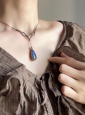 蓝眼泪复古清冷蓝色水滴吊坠女款项链气质精致高级锁骨颈饰