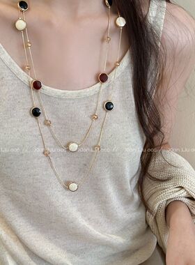 双层叠戴圆牌项链女2025新款爆款轻奢小众设计感锁骨链毛衣链配饰