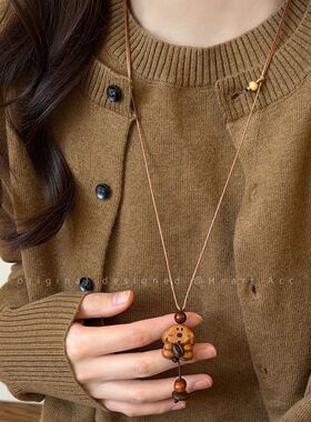 萌物来袭~木质小狗项链女秋冬可爱长款毛衣链小众设计感配饰