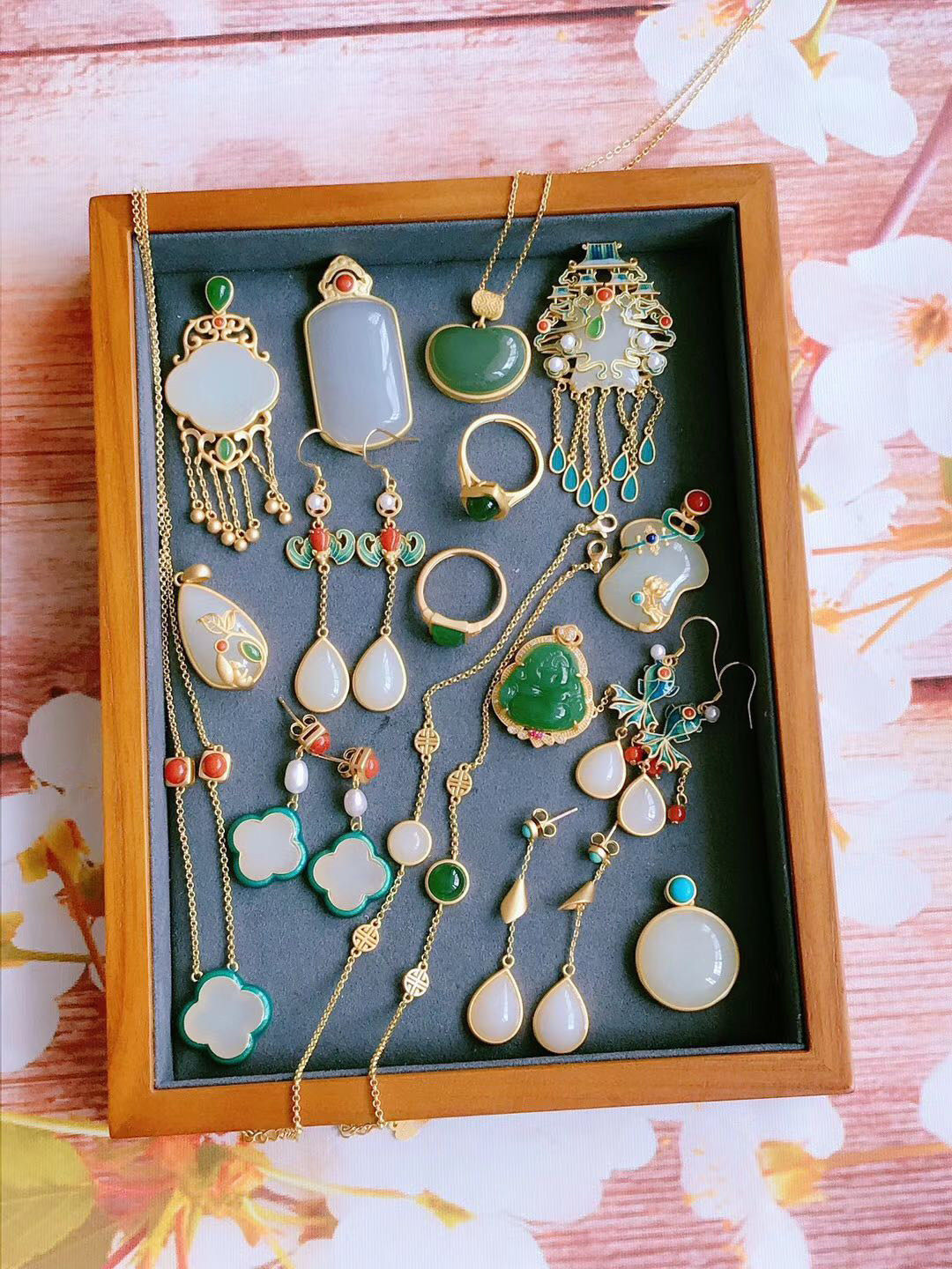 Lucky blind box antique jewelry lucky bag jewelry set