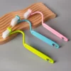 Toilet small brush, gapless cleaning household bathroom artifact, can bend children's toilet elbow wall hanging