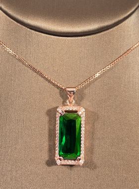 凯薇K玫瑰金祖母绿长方钻吊坠 彩色绿宝石绿碧玺绿钻彩宝项链水晶