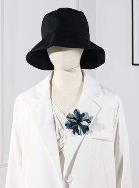 芯蓝欧美时尚女镶钻亚克力立体花朵胸针胸花衣服披肩跨境配件