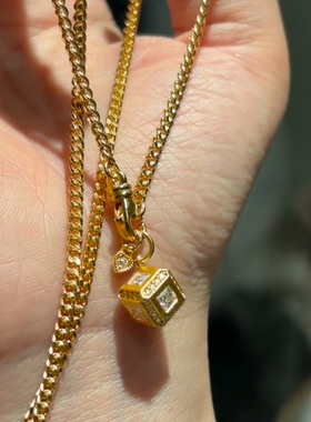 金色魔方吊坠项链女款2025新款