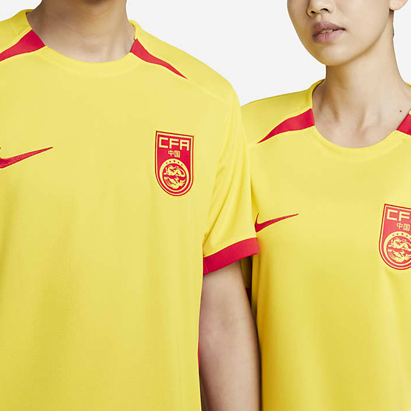 NIKE耐克2023赛季女足中国队客场男子速干足球球衣DR3973-731 - 图1