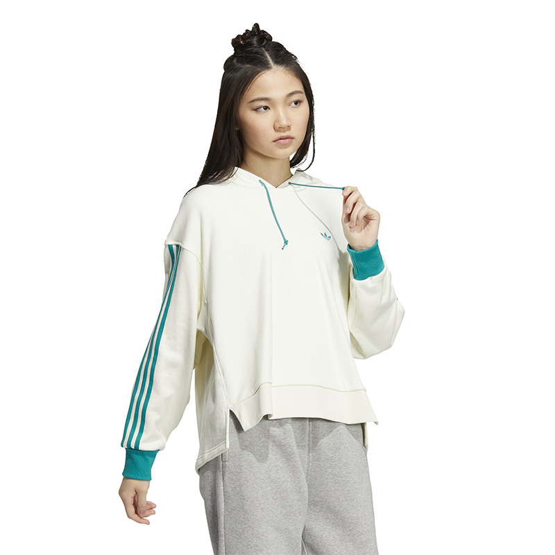 adidas阿迪达斯三叶草女款卫衣2022年冬季新款休闲套头衫IC8136