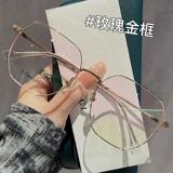 Сверхлегкая титановая рама полигональные тонкие рамовые очки для женщин могут быть сопоставлены с большим кадром для мужчин с миопией и небольшими глазами.