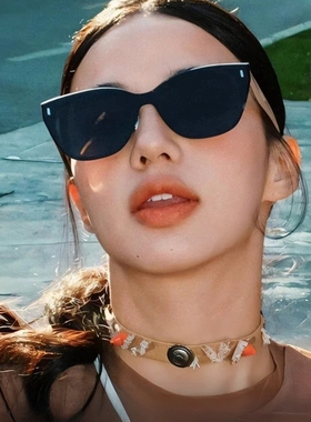 2025新款无边框设计超轻猫眼墨镜女高级感时尚大框显瘦太阳眼镜男