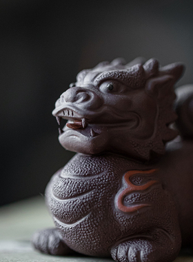 炼器中式小号瑞兽火麒麟招财摆件
