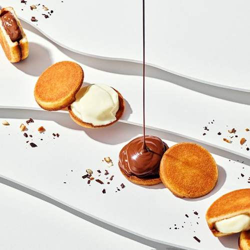 AaronHouse现货日本北海道网红snows限定牛乳夹心生乳曲奇黑白 - 图0