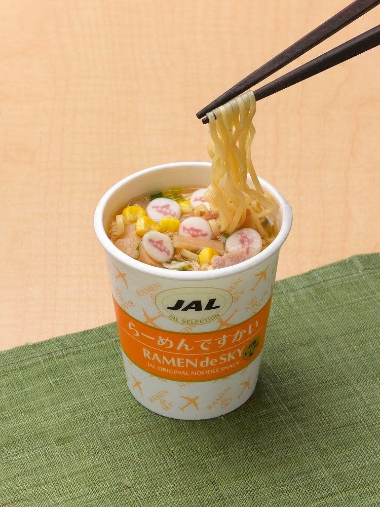 现货日本JAL航空限定 和风酱油鱼板拉面 RAMEN DE SKY 泡面37G - 图1