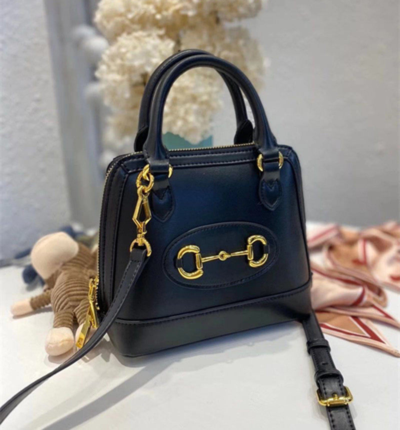 2021新款真皮小号百搭单肩感贝壳包 妃师女士包袋