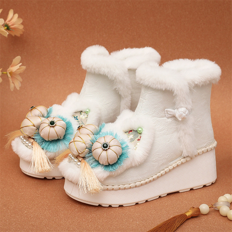 冬季高跟加绒手工虎头鞋中国风厚底绣花保暖女棉靴古风汉服短靴子 - 图2