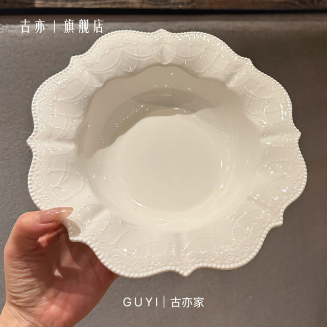 *The boss's wife uses*French fantasy waltz royal relief light luxury lace straw hat plate pasta western food