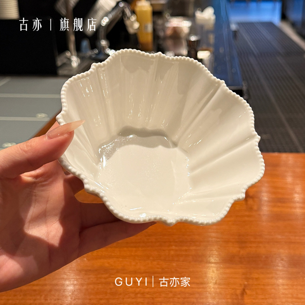 *法式梦幻华尔兹*皇家浮雕陶瓷餐具锥形宽口装菜盛汤面沙拉水果碗,淘宝优惠券,粉丝福利购,淘宝优惠卷