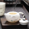 Small fresh mutton fat jade is transparent and easy to clean
