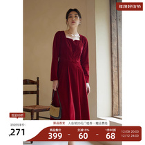 Solo bouquet Womens dress French style elegant square neckline velvet dress lady autumn winter new micro fat mm with bottom A-word dress