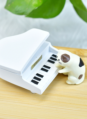 创意三角钢琴树脂摆件